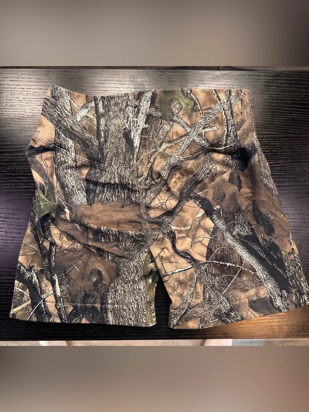 NWOT Vital Apparel Pinnacle Seamless Scrunch Butt 4” Forest Camo — Small - Picture 6 of 9